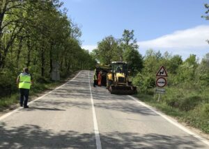 Ремонт на път