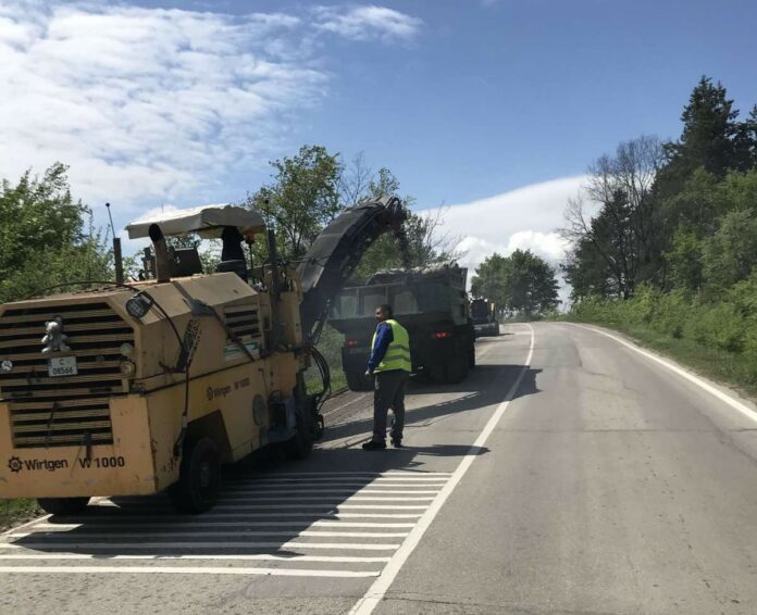 Ремонт на път