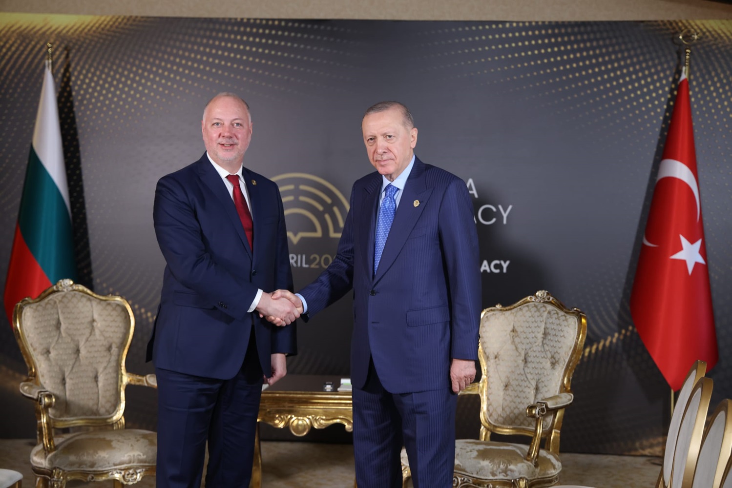 Отношенията между България и Турция които са приятелски и партньорски