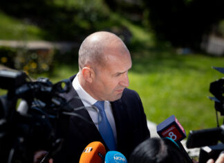 Румен Радев