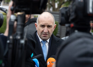 Румен Радев