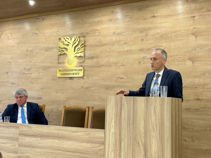 Срещата в Лесотехническия университет