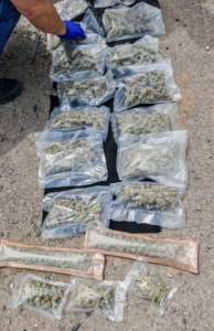 Близо килограм марихуана