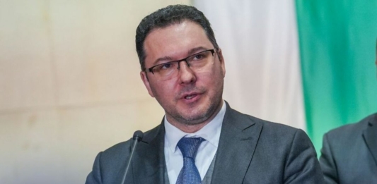 Даниел Митов