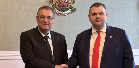 Доц. д-р Джевдет Чакъров и Делян Пеевски