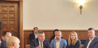 Георги Тахов