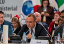 Иван Иванов