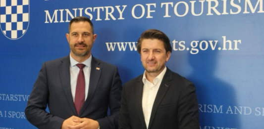 Министрите Тончи Главина и Мирослав Боршош