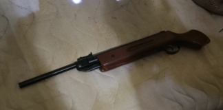 Намерено незаконно оръжие във Велинград. Снимка ОДМВР-Пазарджик 1