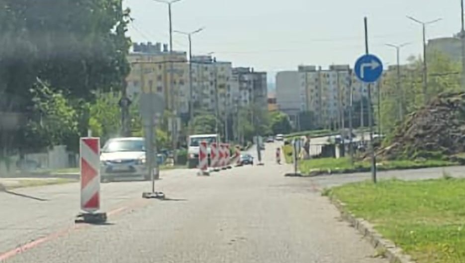 Във връзка с изпълнение на обект Основен ремонт на мостови