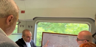 От 15 юни тръгват експресни влакове до Бургас и Варна