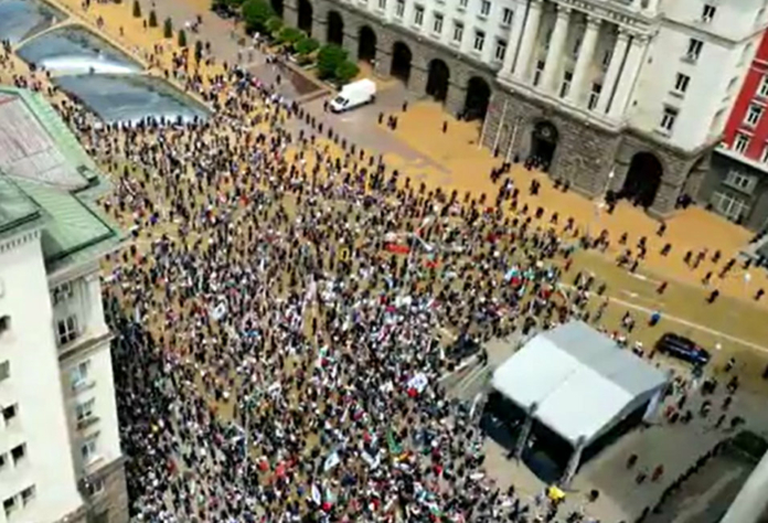 Протестът в София