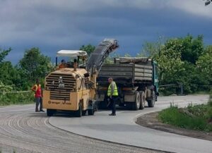 Ремонт на път