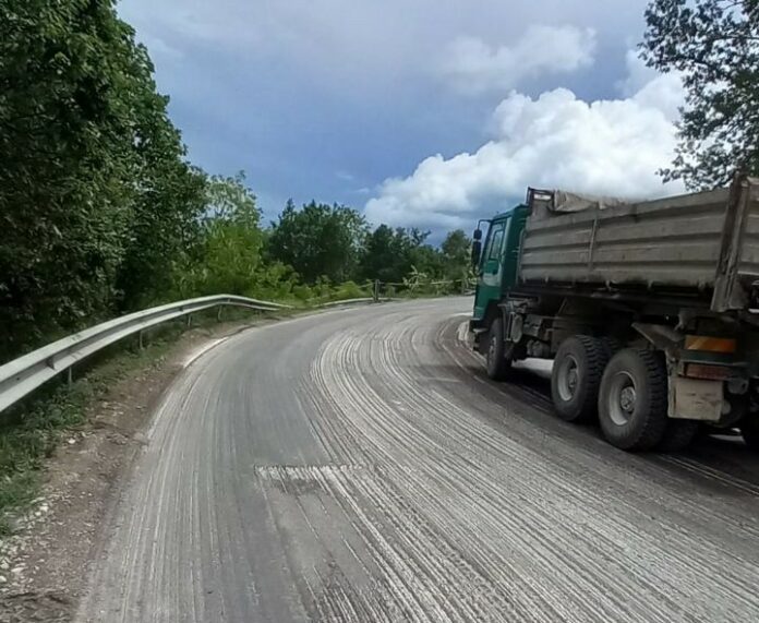 Ремонт на път