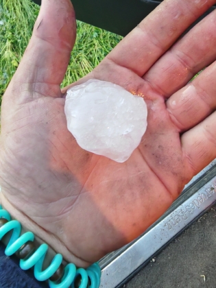 Щети след градушката в село Бял Кладенец
