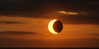 Слънчево затъмнение