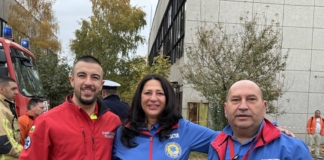 Веселина, Румен и Георги, по време на обученията им