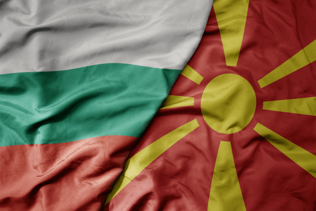 Политическа партия предупреждава че е изправен пред сериозен политически и