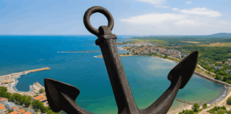 Котва в Царево