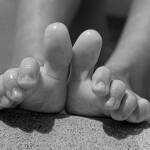 набръчкани пръсти