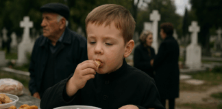 Наял се като попско дете на задушница