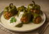 Пълнени чушки с бял сос