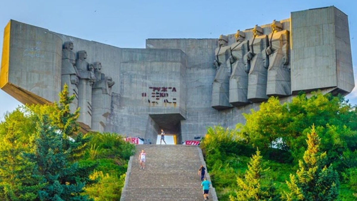 Варна може да изгуби безвъзвратно стратегически имоти
Разпродажба на държавни имоти