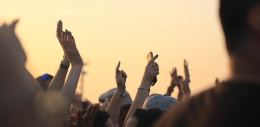 Хот, песен, лято 2025