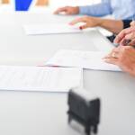 Подписване на договор