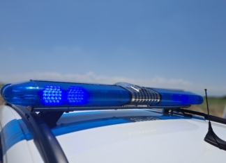 Полицейски патрулен автомобил