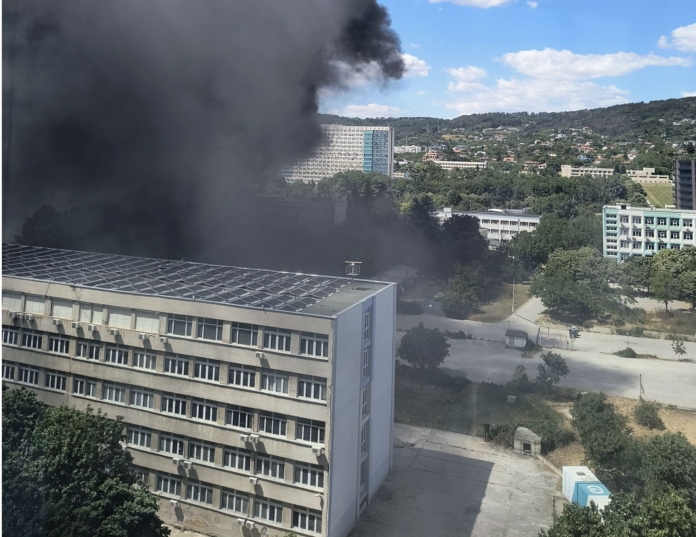 Пожар във Варна