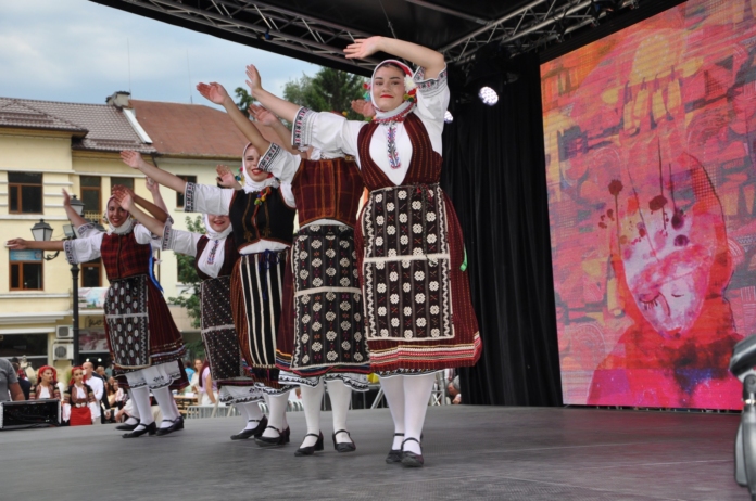 Откриване на събитието в Разлог