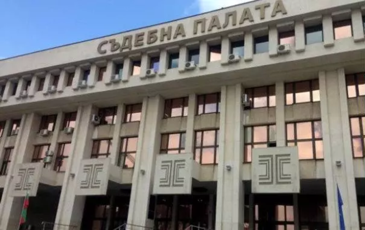 По искане на бе взета мярка за неотклонение задържане под