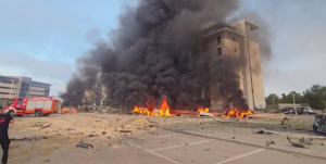 Пожар в Израел след възушни удари