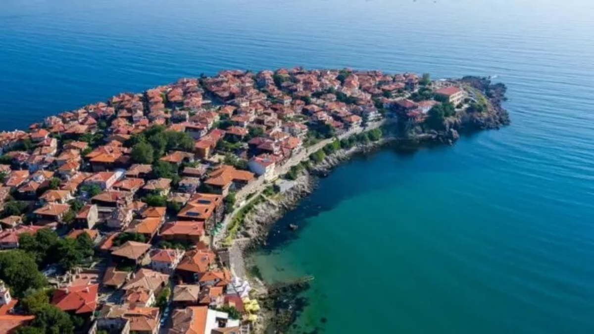 съвместно с още пет институции извършиха по рано днес проверка на