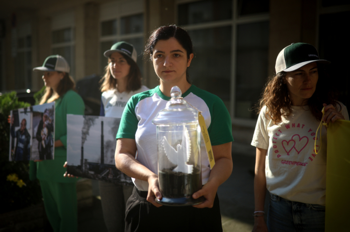 Стъкленицата