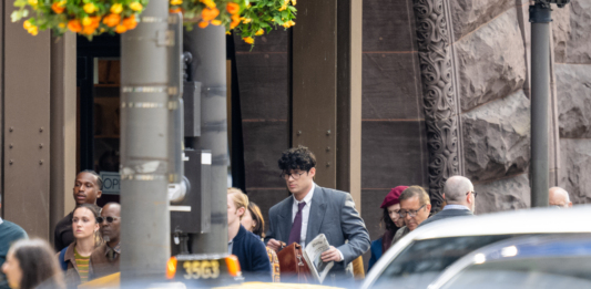 Дейвид Корнсует