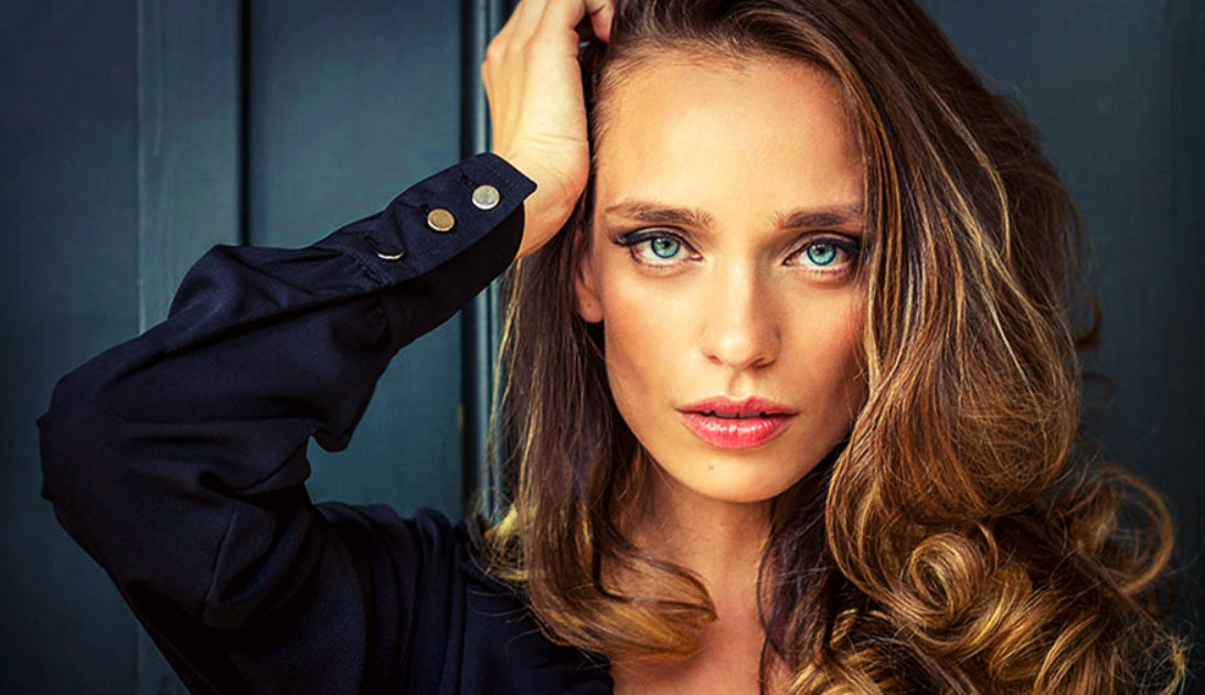 Актрисата и модел станала известна с ролята си в