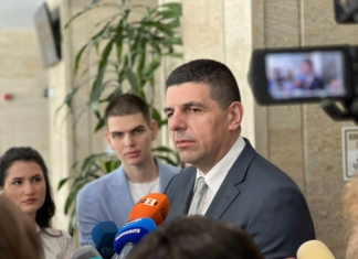 Ивайло Мирчев от ДБ