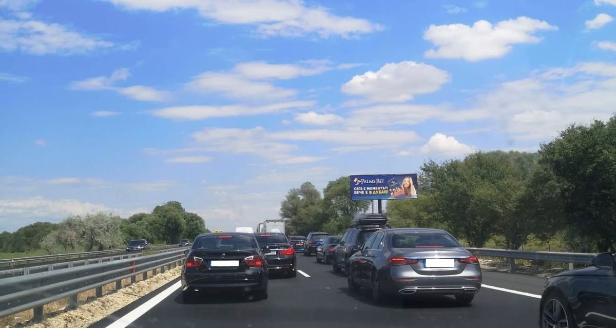 Няколко пътнотранспортни произшествия само в рамките на няколко километра бяха