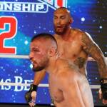 Валентинов отхапа ухото на съперника си Илиев