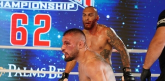 Валентинов отхапа ухото на съперника си Илиев