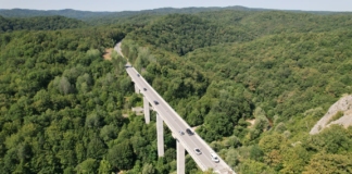 Мостът над река Велека