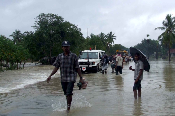 Мусон, наводнение.