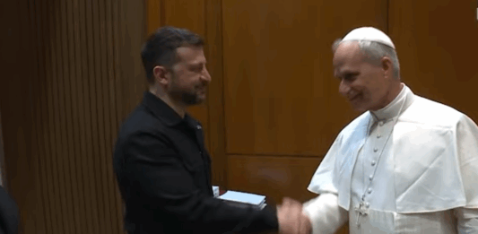 Папа Лъв XIV и Володимир Зеленски