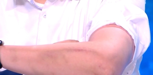 Синини по ръцете на Тодор Капитанов