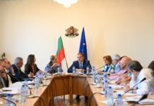 Минималната заплата остава 1077 лв. – без компромис с вече достигнатото Срещата в МТСП