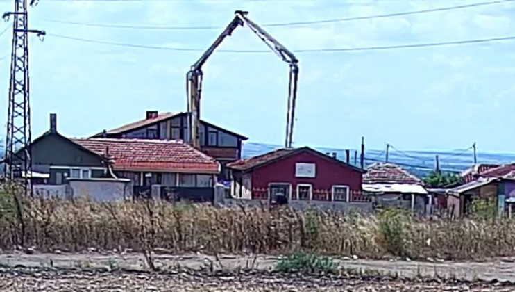 Строителство в кв. "Горно Езерово"