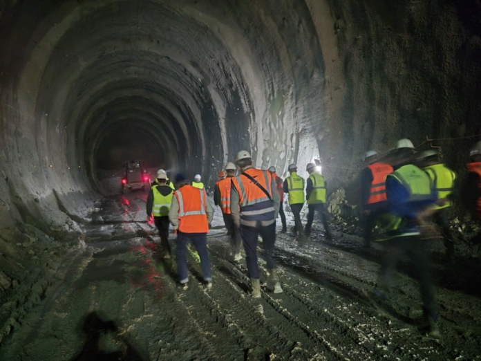 Тунел край Вакарел Тунел край Вакарел