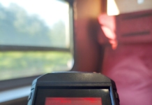 Пътуване без климатик: депутат сигнализира за нови проблеми с влаковете Замерване на температурата във влака